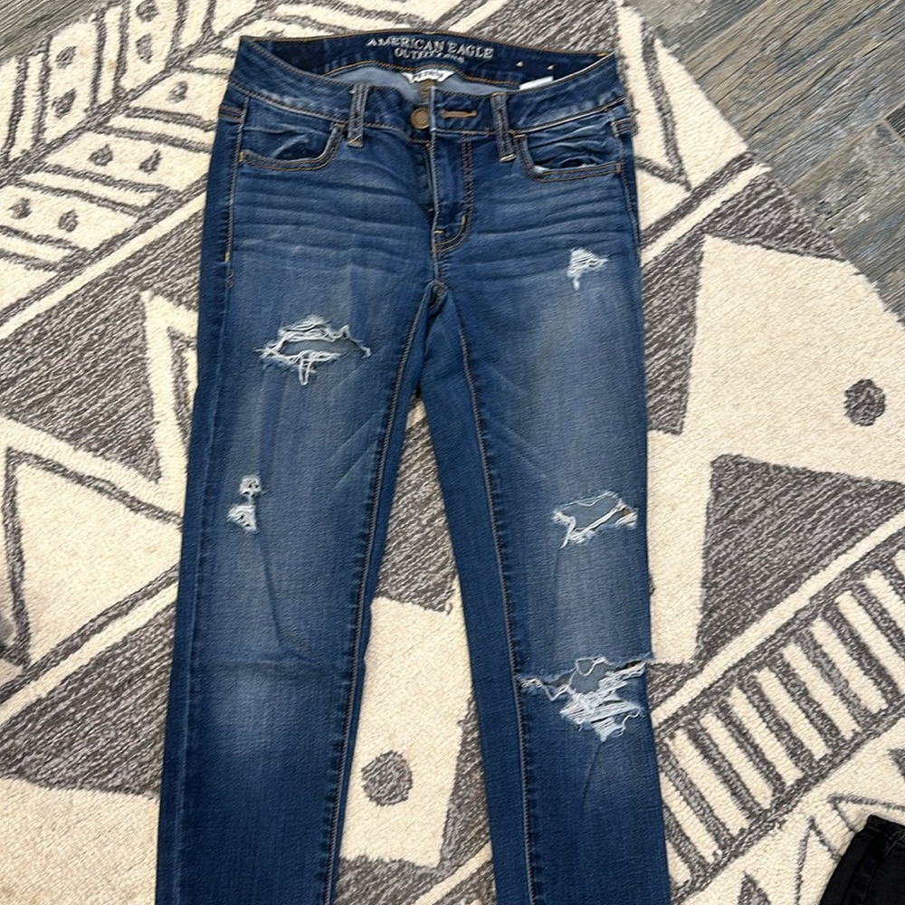 American Eagle Jeans - Picture 2 of 7